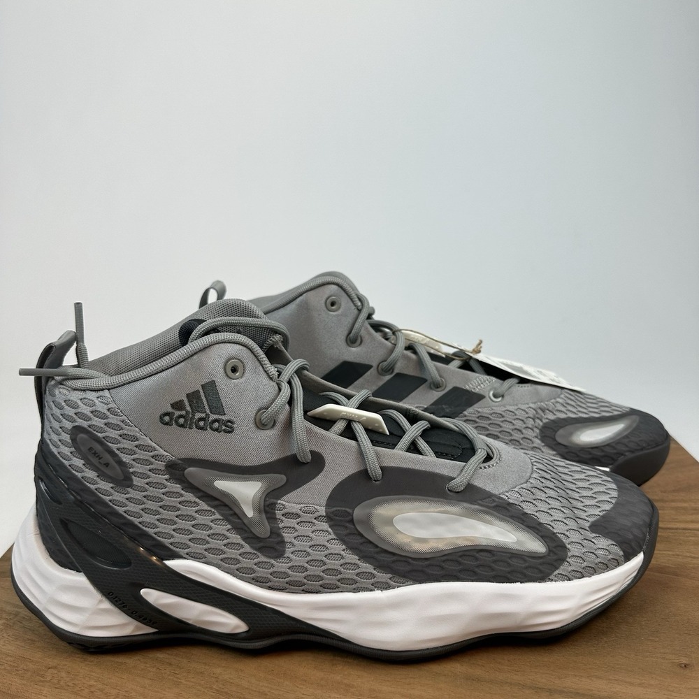 New NWB Mens Adidas Exhibit A‎ Mid Gray Basketball Shoes Sneakers Size 10.5 M